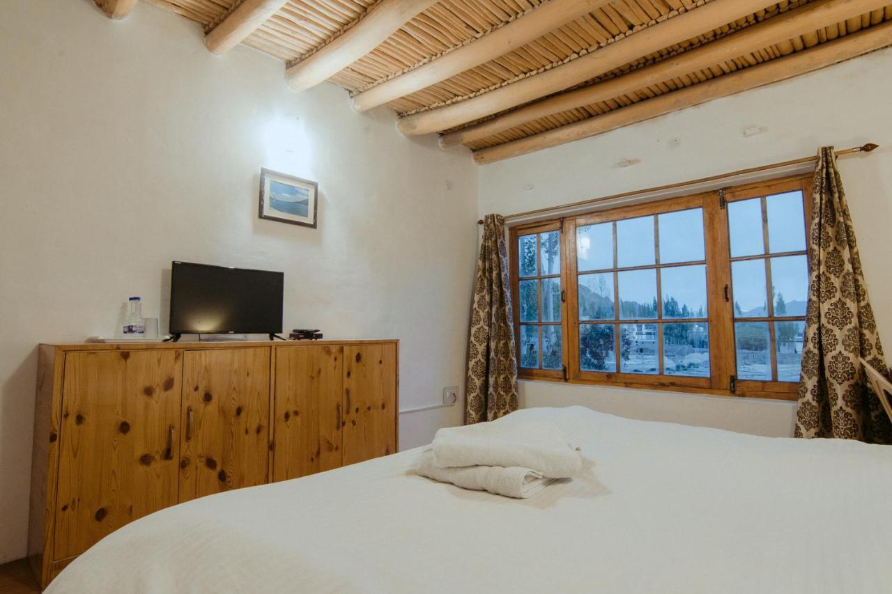 Yangphel Guest House Leh Exterior photo